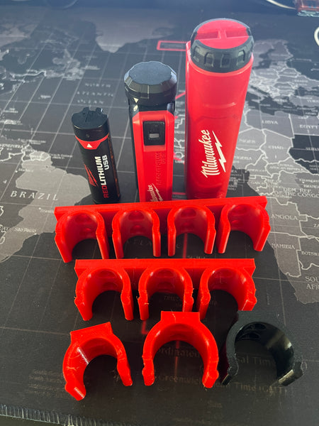 milwaukee flashlight charger 48-59-2012 REDLITHIUM USB & Portable Power Source Leveraging advances in LED Technology Milwaukee M18 Compatible Flashlight with